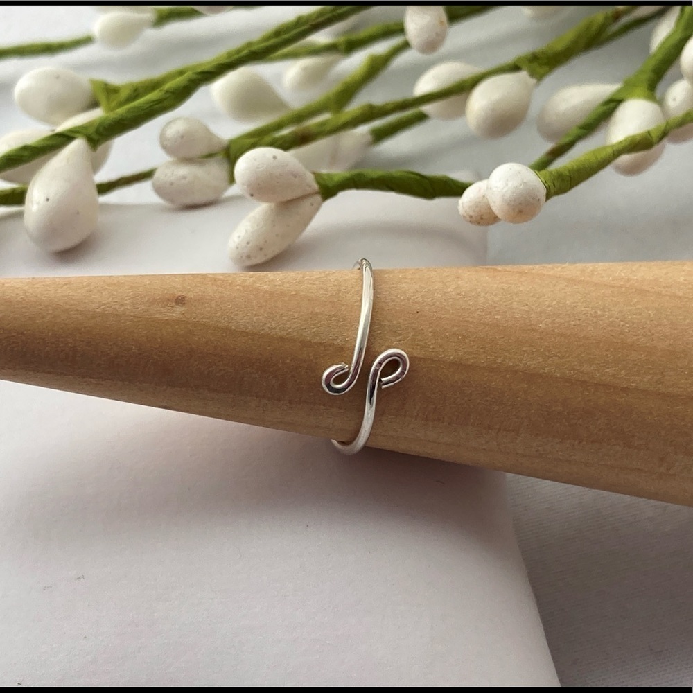 Toe Ring Sterling Yin Yang - Picture 5 of 12